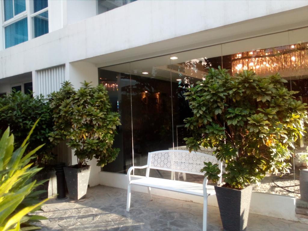 Serenity Wongamat Apartments Pattaya Exterior photo
